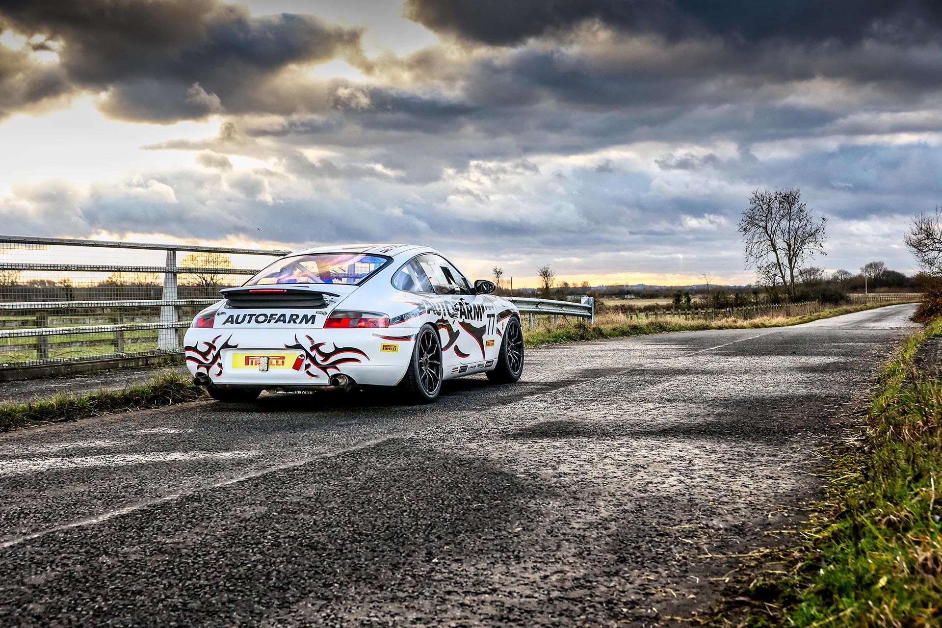 For Sale: 1999 Porsche 911 (996) C2 Racecar