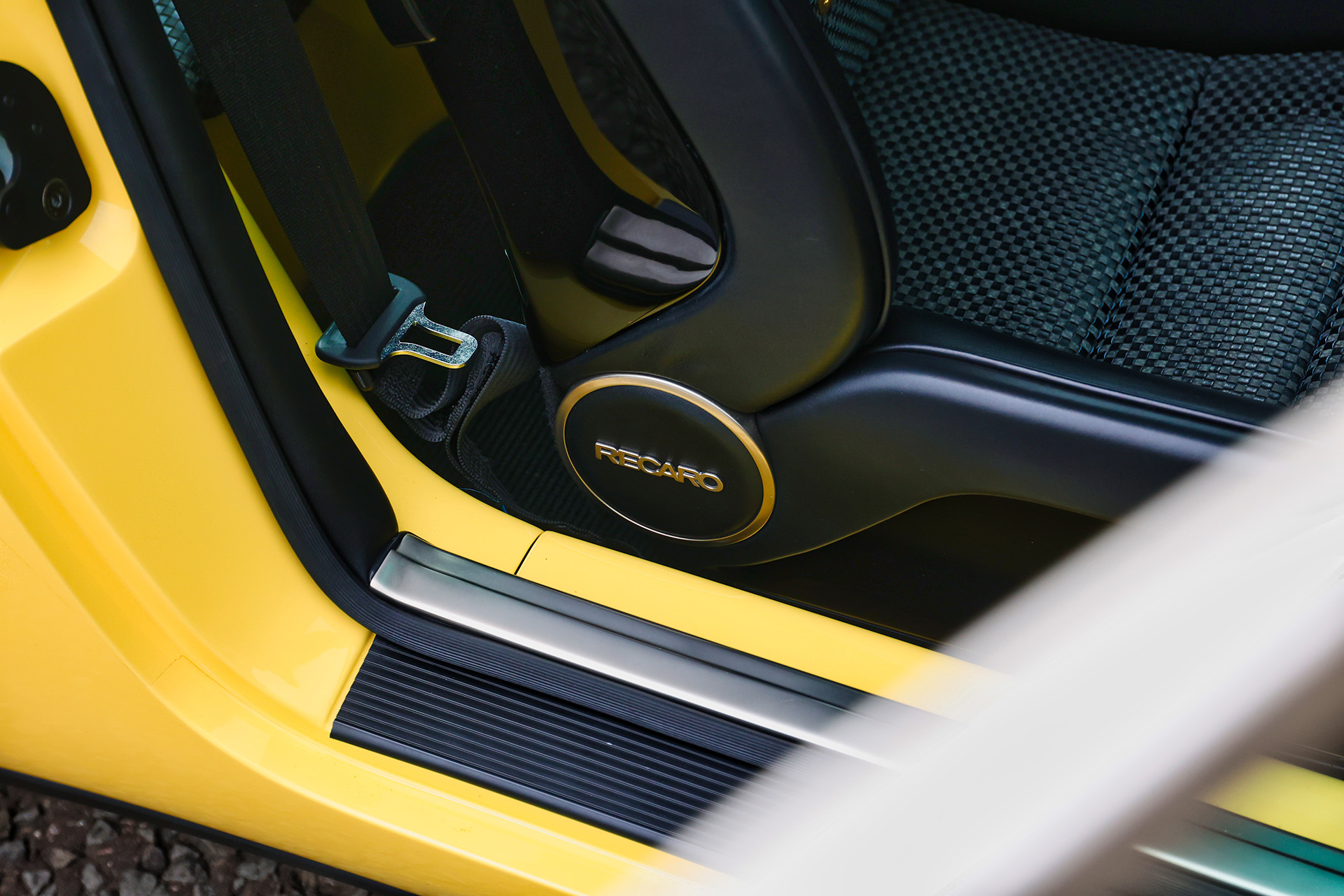 For Sale: 1993 Porsche 911 Reimagined by Singer 4.0