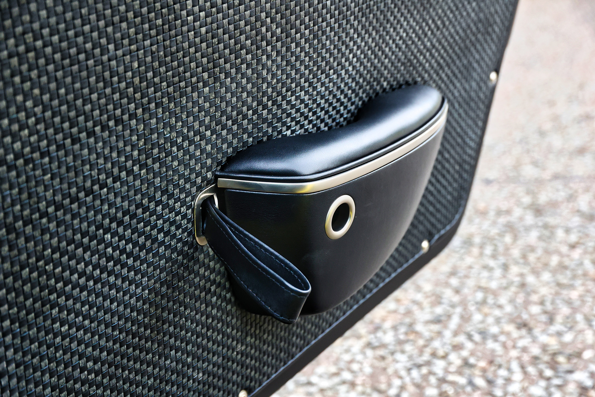 For Sale: 1993 Porsche 911 Reimagined by Singer 4.0